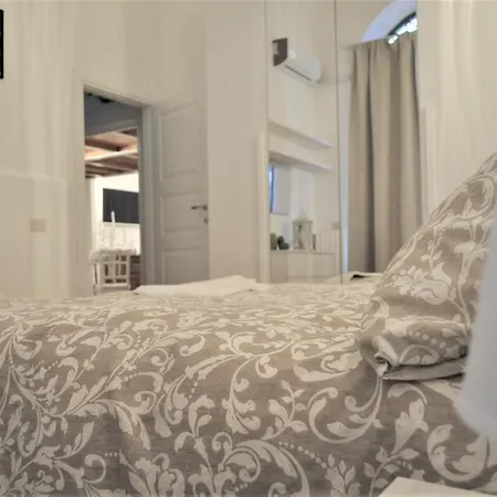 Exclusive Zanobi Apartment